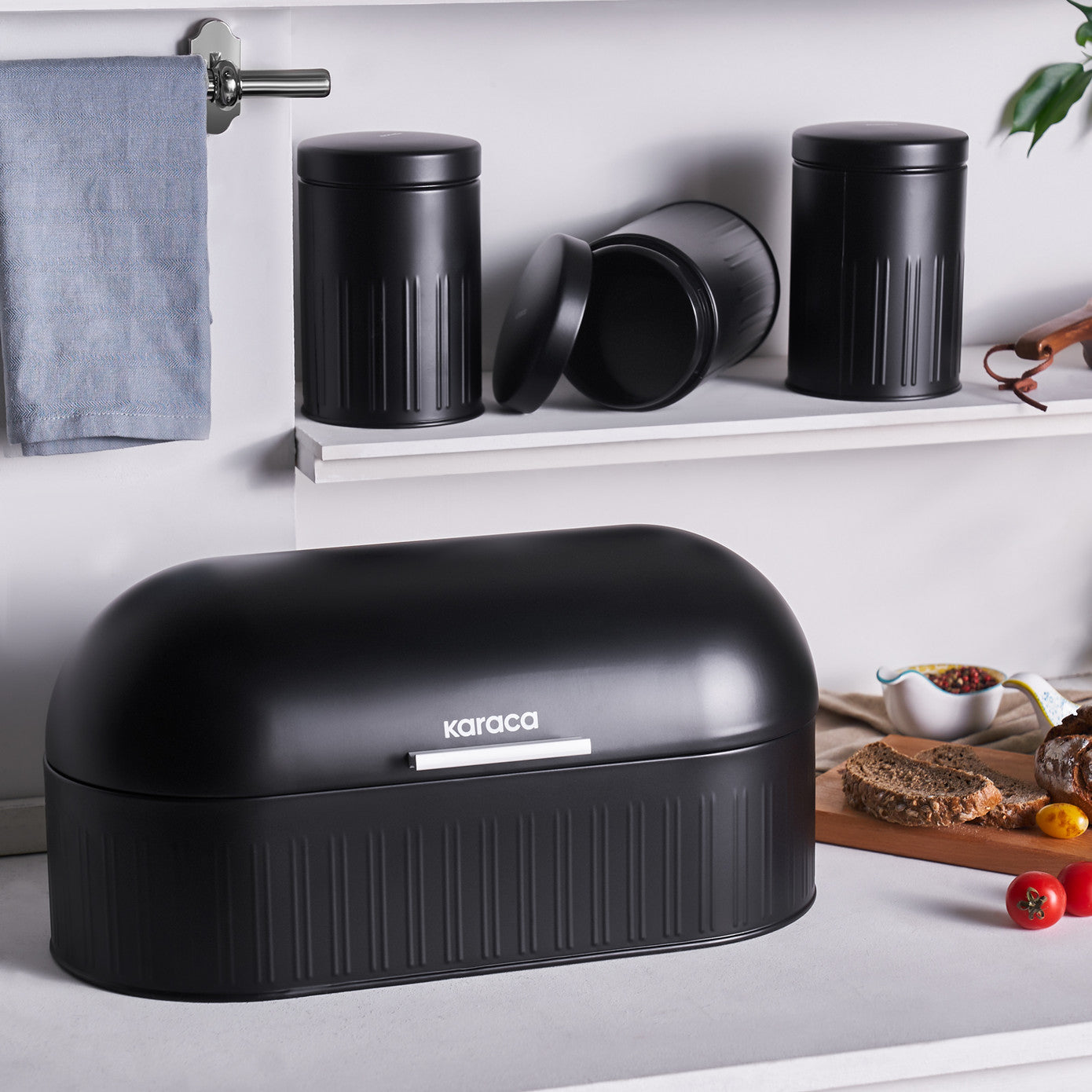 Aren XL Bread Box + Free Storage Container – Black