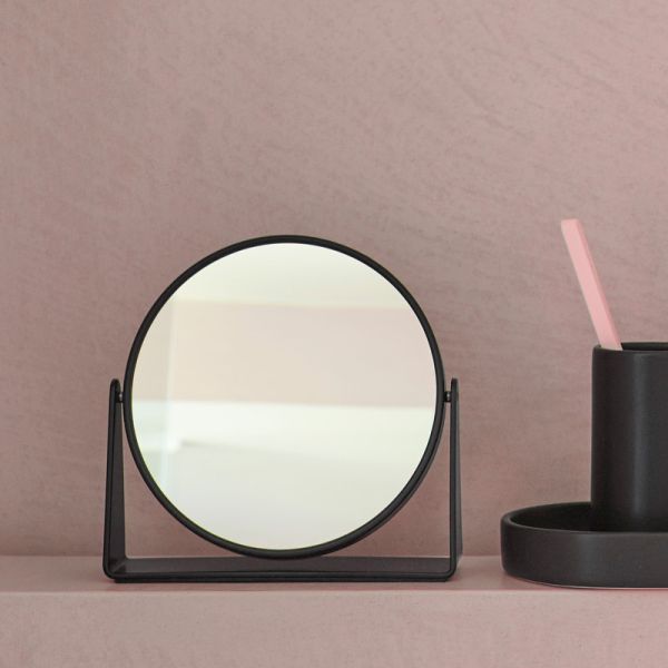 Aquanova Forte 7X Magnifying Mirror – Black for Precision