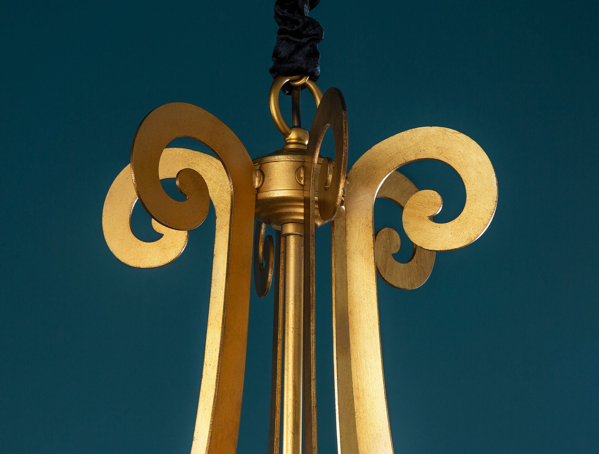 Queen Chandelier - Madame Coco JO