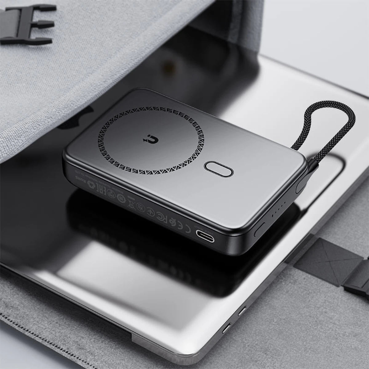 ACEFAST 10000mAh Fast Power Bank | Magnetic Wireless Charging | 22.5W | Foldable Stand | USB-C Cable