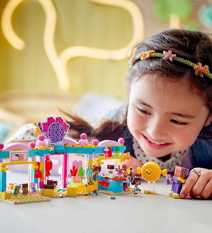 LEGO® Friends - Heartlake City Candy Store 42649