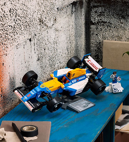 LEGO® Williams FW14B & Nigel Mansell 10353 – 799 pcs