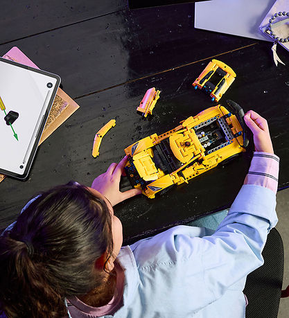 LEGO® Technic - Chevrolet Corvette Stingray 42205