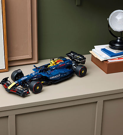 LEGO® Technic - Oracle Red Bull Racing RB20 42206