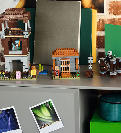 LEGO® Minecraft - Pillager Outpost & Ravager 21278 - 665 pcs