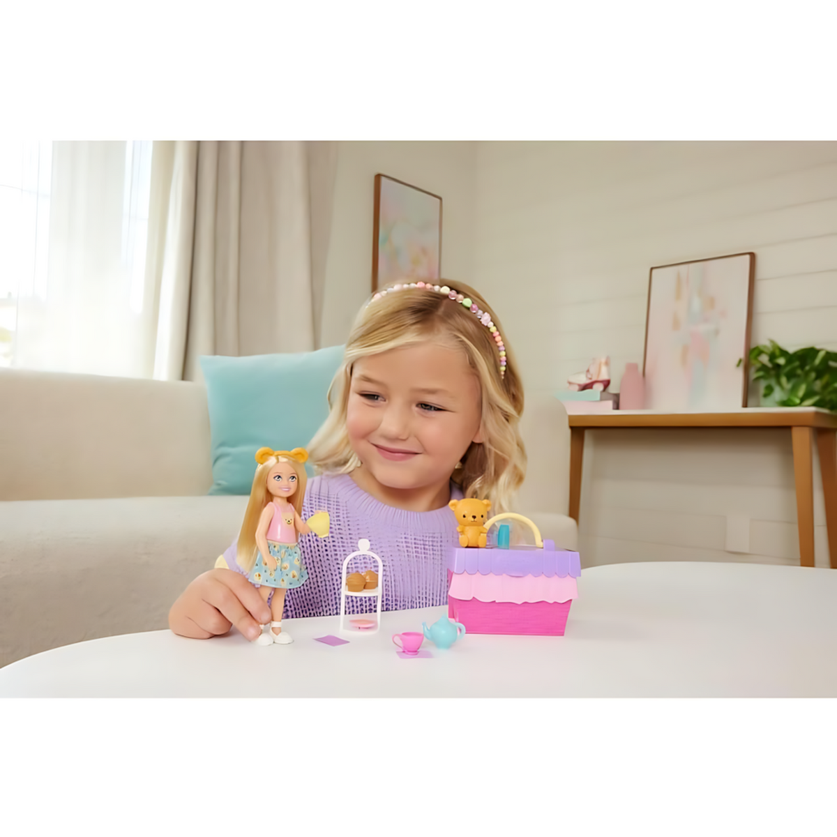 Barbie Club Chelsea and Tea Party Playset