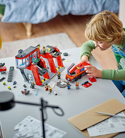 LEGO City Fire Station with Fire Truck 60414 – 843 pcs