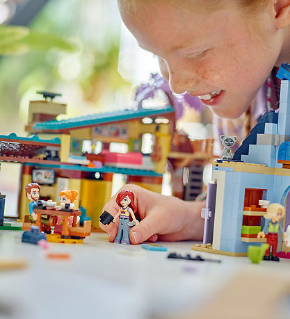 LEGO Friends – Olly & Paisley’s Family Houses 42620 – 1126 pcs