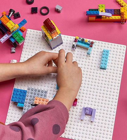 LEGO® Classic+ - White Baseplate 11026