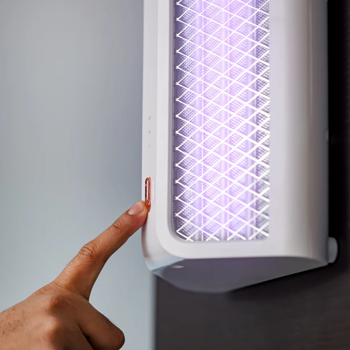Geepas Rechargeable Mosquito Killer, Dual Sided, White, GBK25606