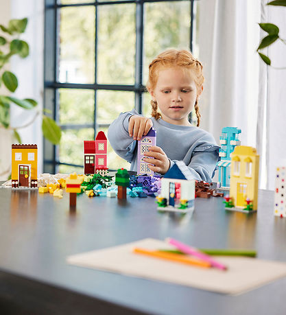 LEGO® Classic+ - Creative Houses 11035 - 850 pcs