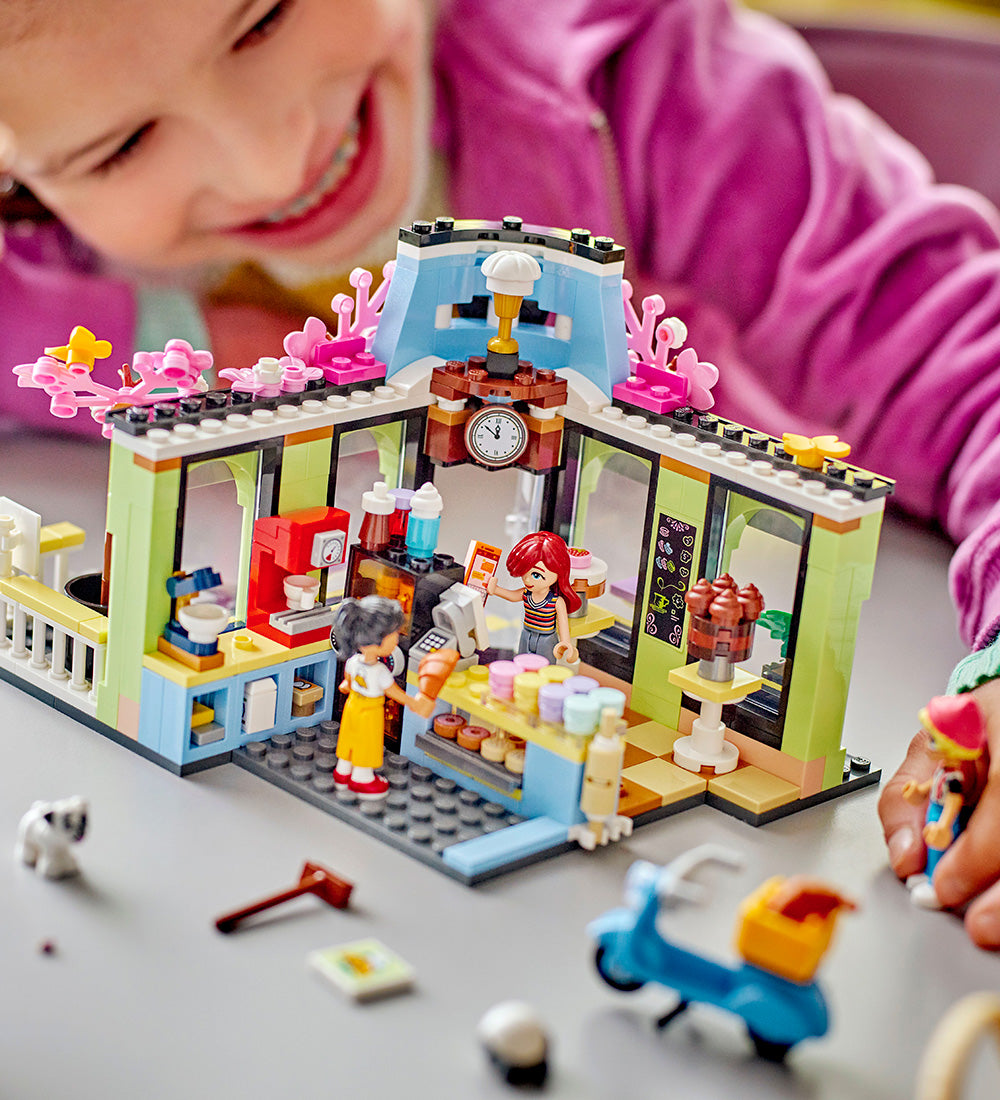 LEGO® Friends - Heartlake City Café 42618