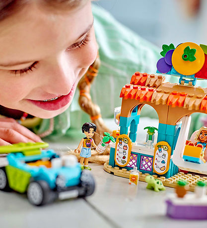 LEGO® Friends - Beach Smoothie Stand 42625