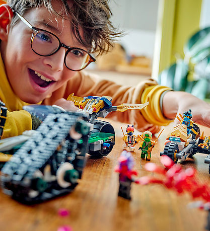 LEGO® Ninjago Ninja Team Combo Vehicle 71820 – 576 Pieces
