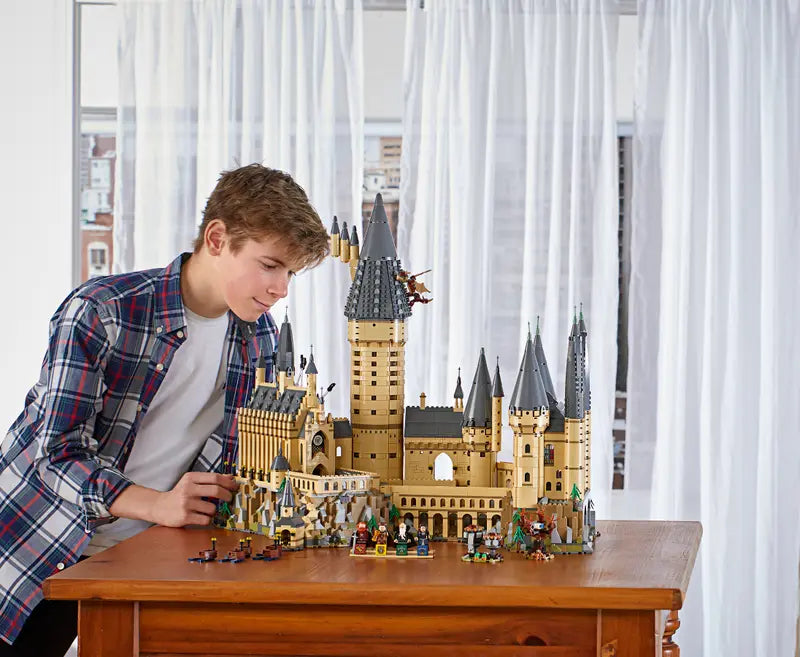 LEGO® Harry Potter Hogwarts Castle – Detailed Castle Set