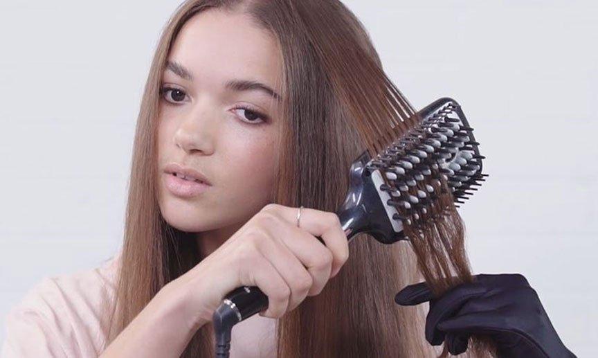 BaByliss Hair Brush, Up to 200°C, Fast Heat-Up, 3 Heat Settings