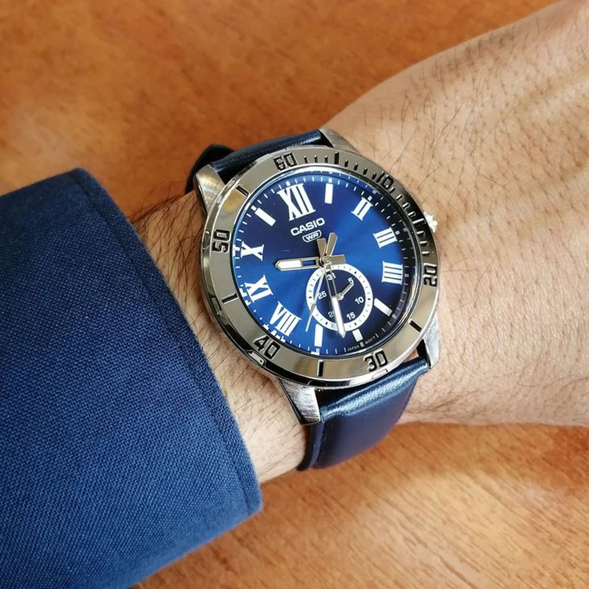 Casio Enticer Men Analog Blue Dial Watch MTP-VD200L-2B