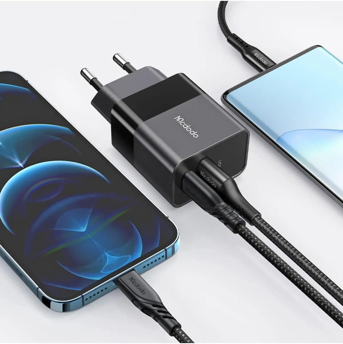 Mcdodo USB & USBC 20W Charger & Lightning Cable