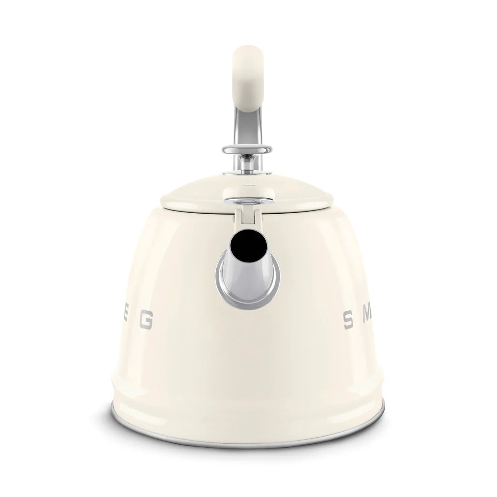 Smeg WKF01 Whistling Kettle 50’s Style – Cream