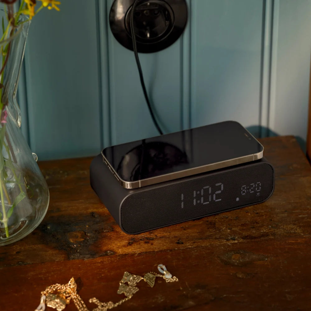 Kreafunk Wakie 4-in-1 Alarm Clock, Bluetooth Speaker, Wake-Up Light & 15W Wireless Charger – Black