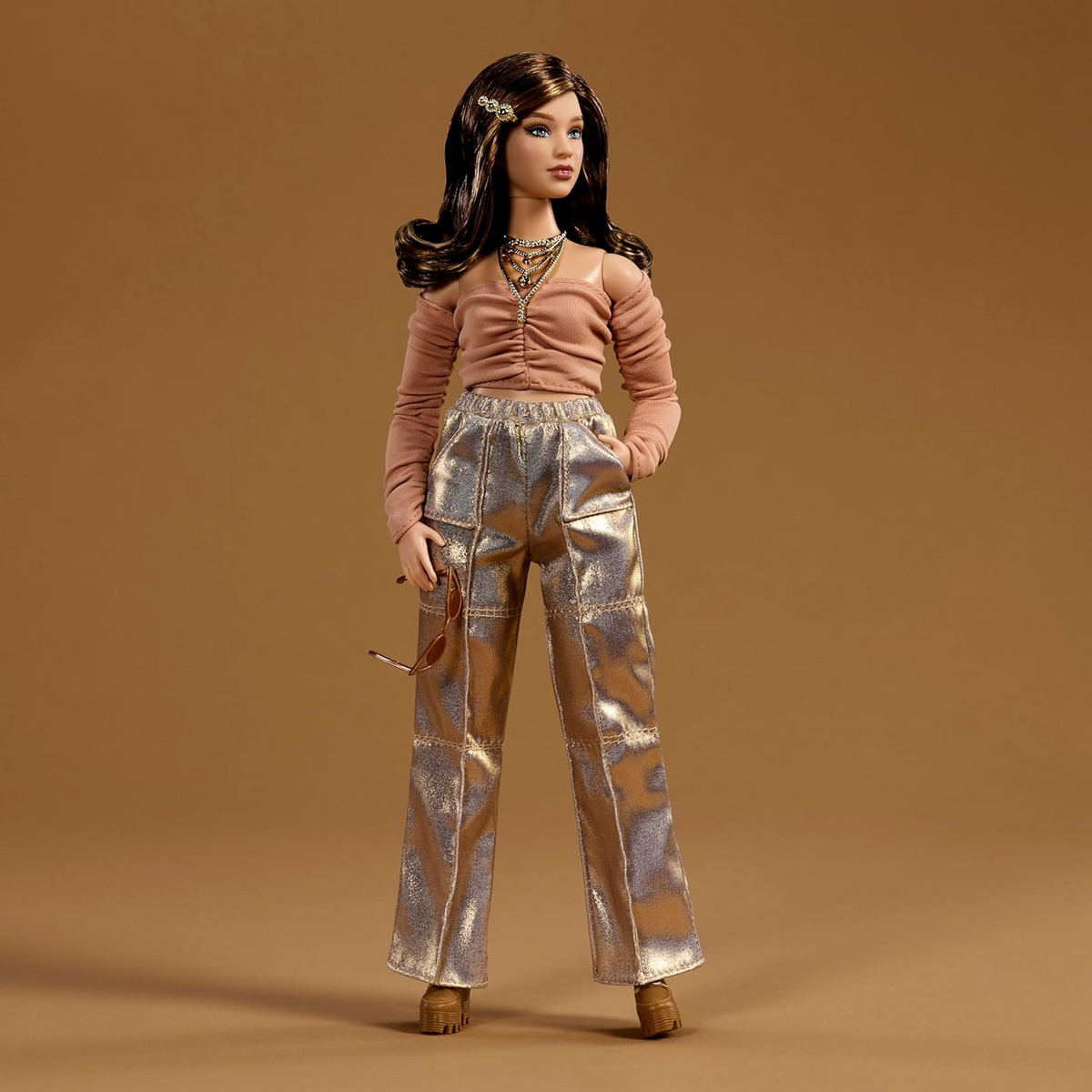 Barbie You Create Barbie Basics White and Curvy