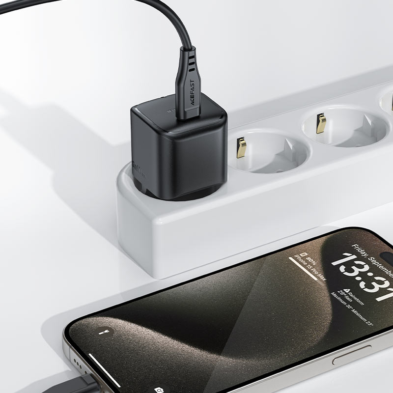شاحن ACEFAST A77 Mini GaN 30W USB-C صغير سريع EU