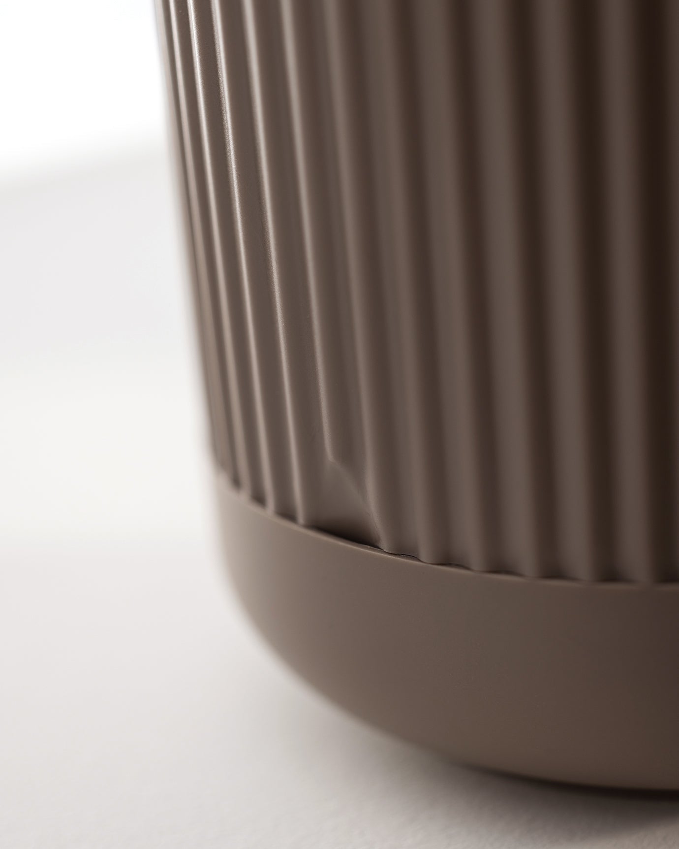 Sanvi Flower Pot 4000 Ml - Madame Coco JO