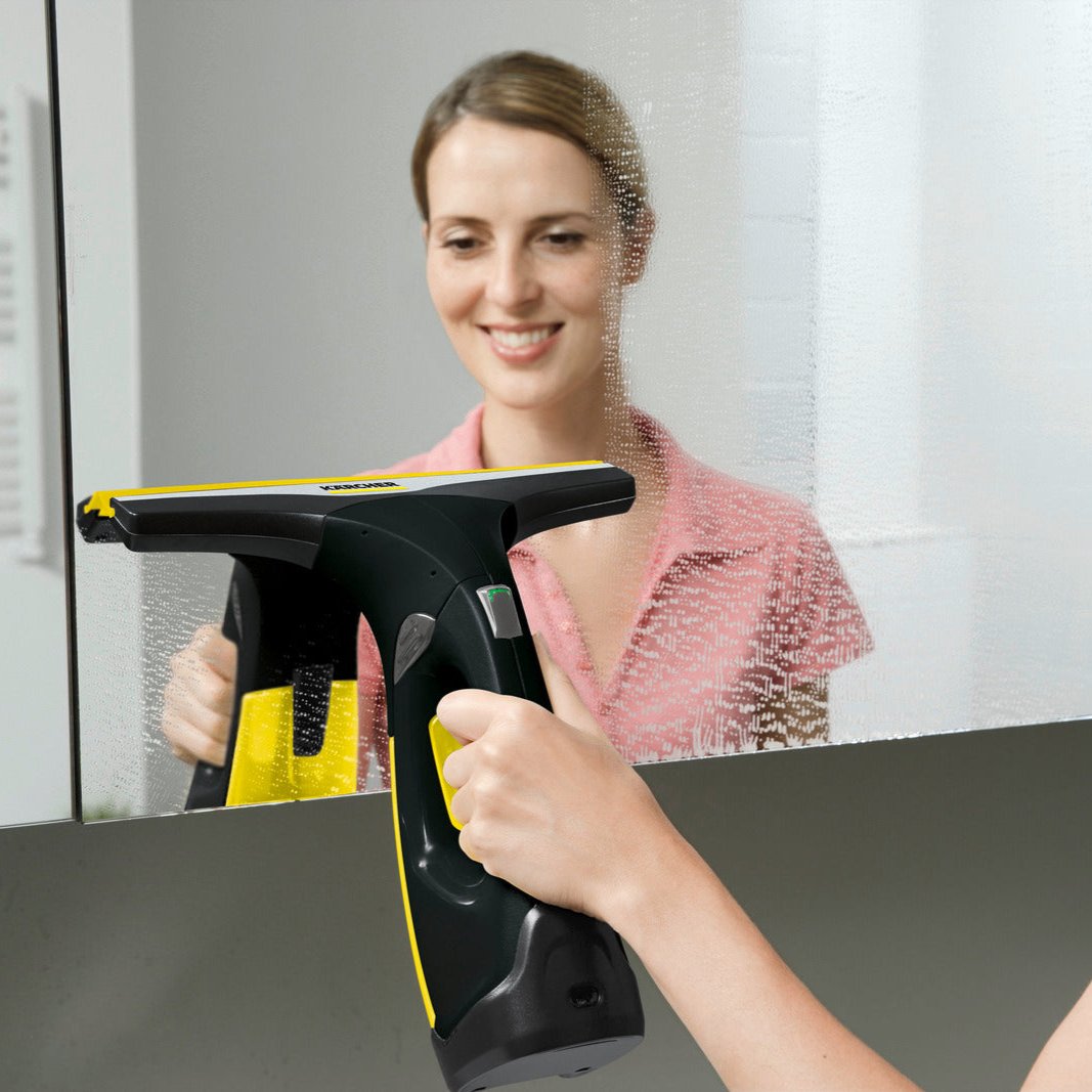 Karcher Window Cleaning Device WV 2 BLACK with Brush & Squeegees