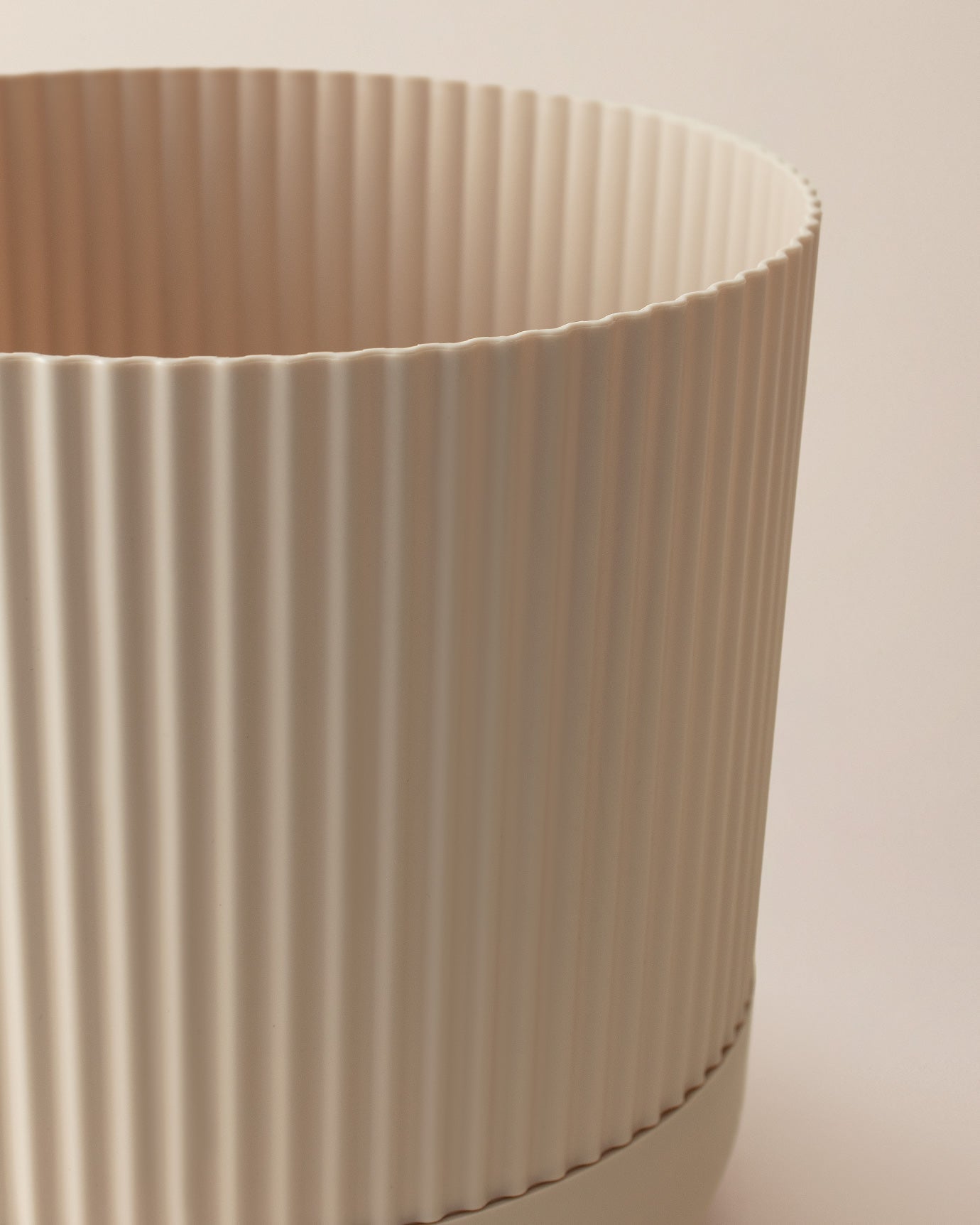 Sanvi Flower Pot 4000 Ml - Madame Coco JO