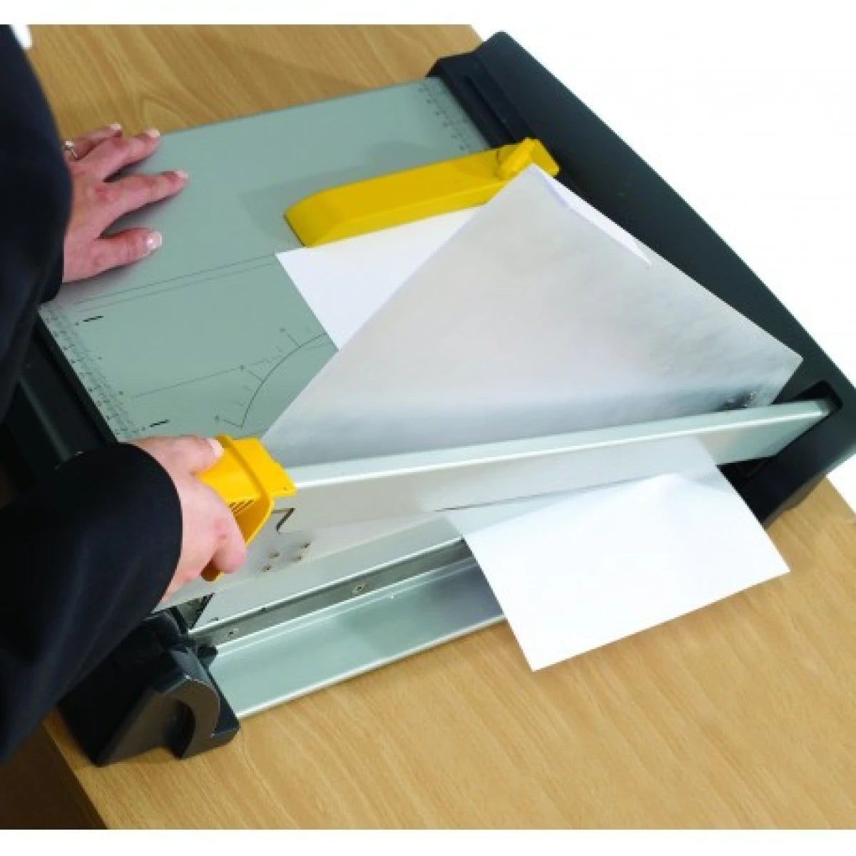 Fellowes Fusion A3 Guillotine Paper Cutter