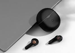 SoundPEATS Air4: Wireless Earbuds, Boosted Bass, 26H Playtime - BLACK