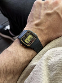 Casio F-91WG-9 Classic Digital Black & Gold Microlight