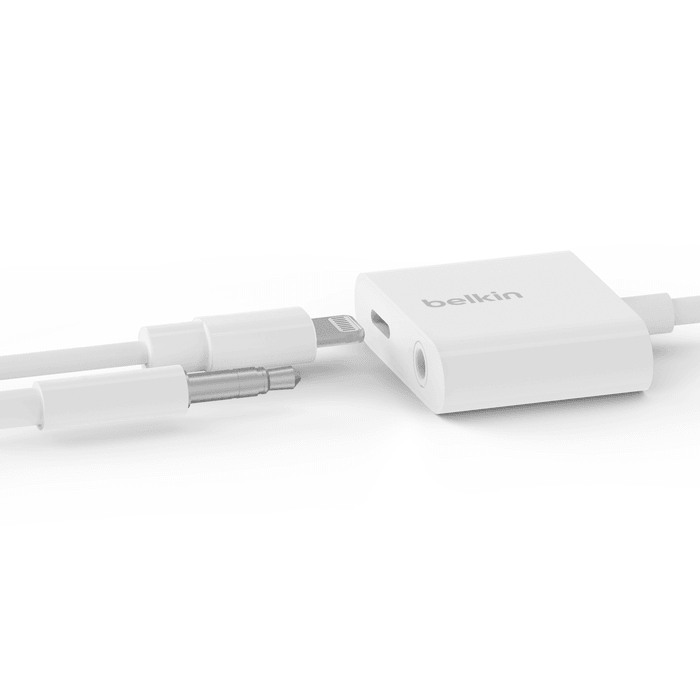 Belkin 3.5mm Audio & Charge RockStar™ Charge & Listen - White