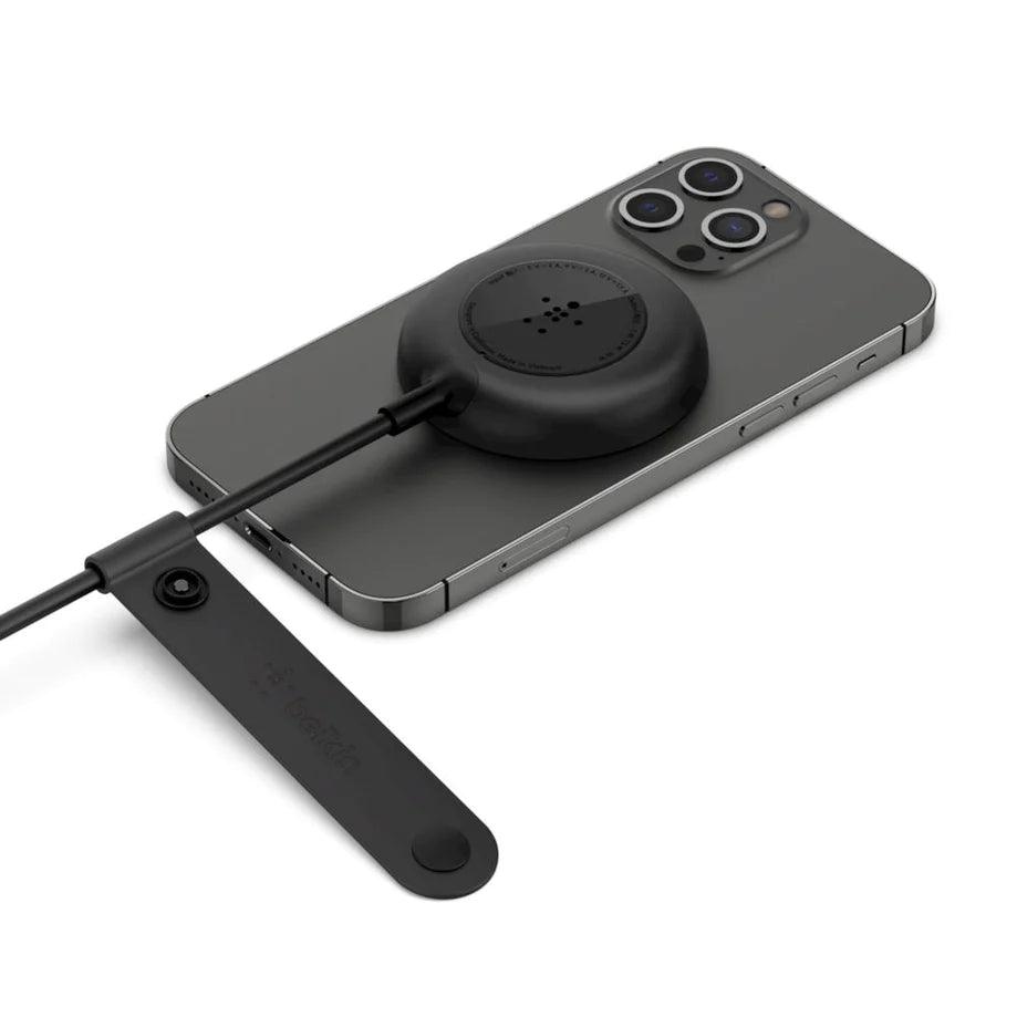 Belkin Magnetic Wireless Charger 7.5W for MagSafe iPhones - Black & White