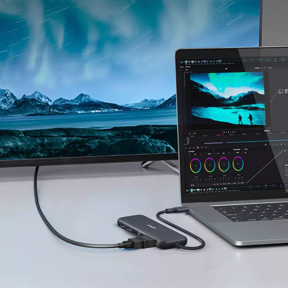 Anker 332 5-in-1 USB-C Adapter